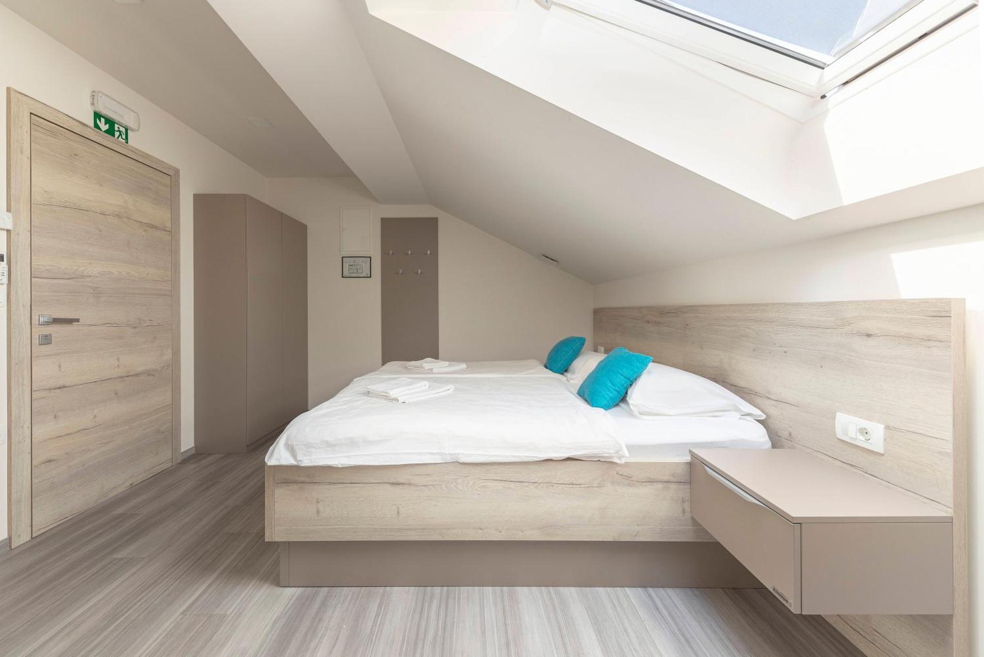 Rooms S Center Slovenske Konjice Exterior foto